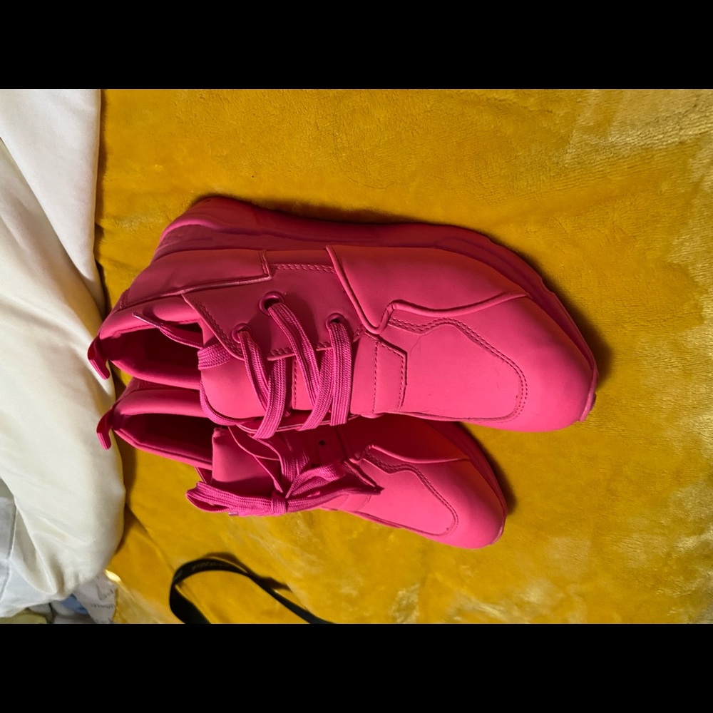 Pink shoes